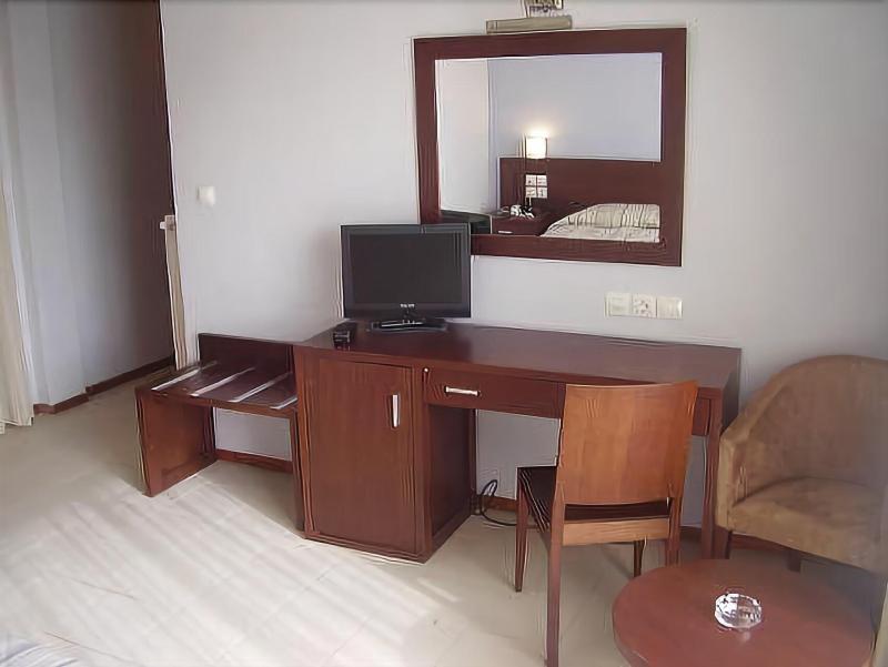 Hotel Electra Volos Exteriör bild
